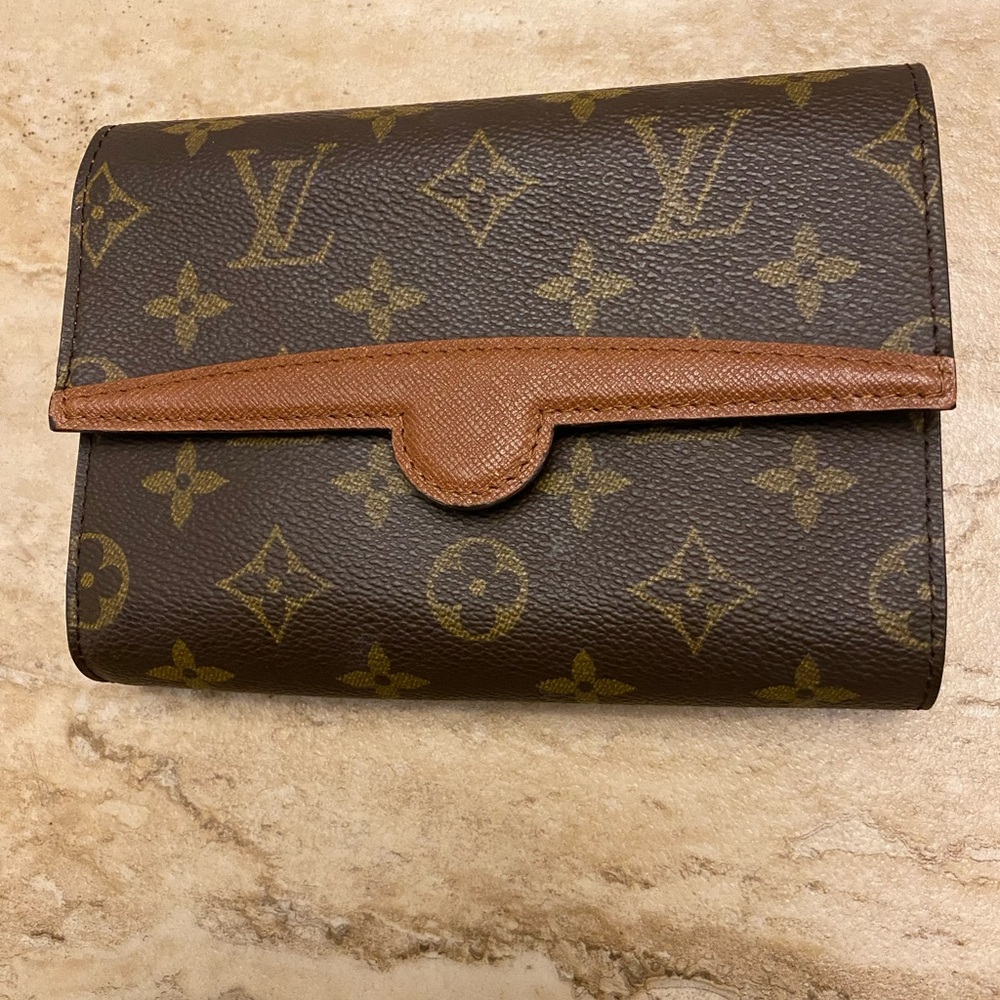 Louis Vuitton Vintage Monogram Canvas Arche Clutch with COA